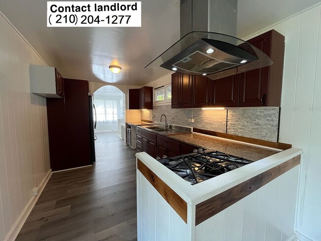 property at 400 Kapalu St