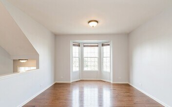 366 Station Park Cir in Grayslake, IL - Building Photo - Building Photo