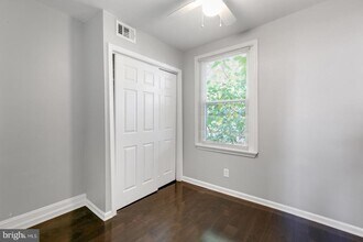 1921 S Norwood St in Philadelphia, PA - Building Photo - Building Photo