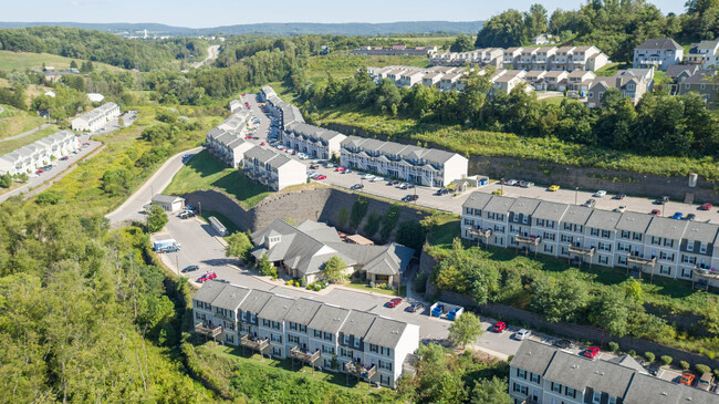 Canvas Townhomes Morgantown in Morgantown, WV - Building Photo - Building Photo