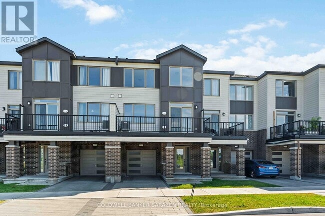 property at 229 Squadron Cres