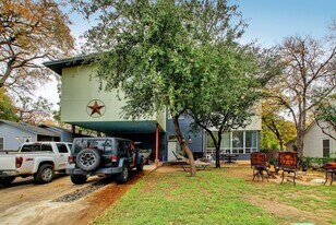 616 W 35th St in Austin, TX - Building Photo