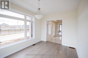 20 Molnar Cres in Brantford, ON - Building Photo