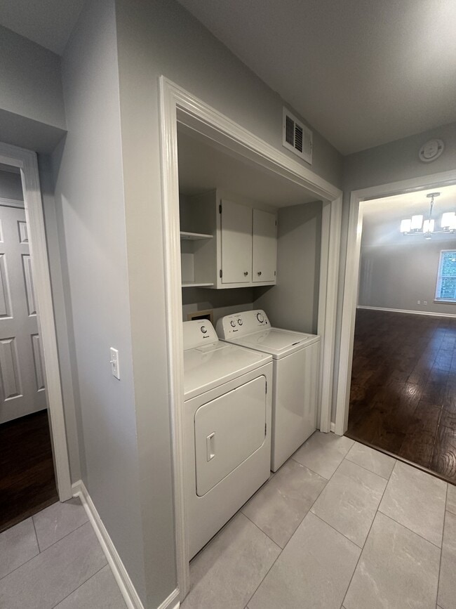 207 Westfield Dr in Nashville, TN - Foto de edificio - Building Photo