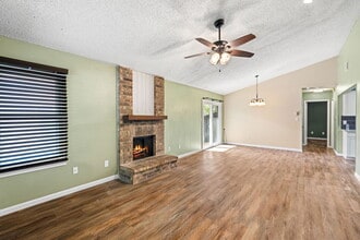 12079 Stoney Brg in San Antonio, TX - Building Photo - Building Photo