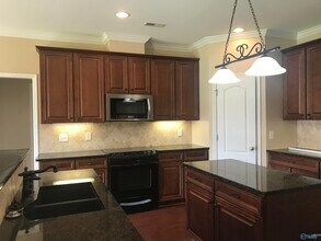 178 Sarah Jane Dr in Madison, AL - Building Photo - Building Photo