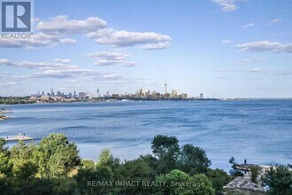 58 Marine Parade Dr in Toronto, ON - Building Photo - Building Photo