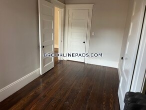 1855 Beacon St in Brookline, MA - Building Photo - Building Photo