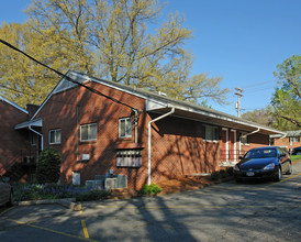 1609-1640 W Northwest Blvd in Winston-Salem, NC - Building Photo - Building Photo