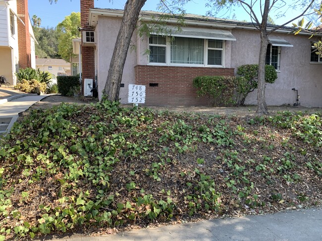 752 N Verdugo Rd, Unit 752