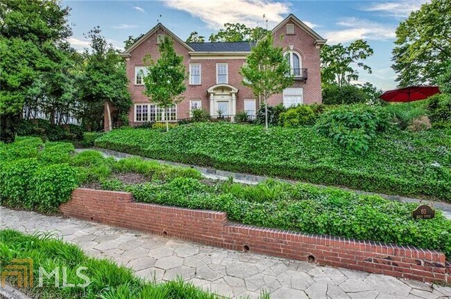 60 Inman Cir NE in Atlanta, GA - Building Photo - Building Photo