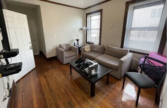 32 Shelby St, Unit 3 in Boston, MA - Building Photo - Building Photo