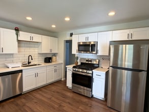 1325 E Don Carlos Ave in Tempe, AZ - Foto de edificio - Building Photo