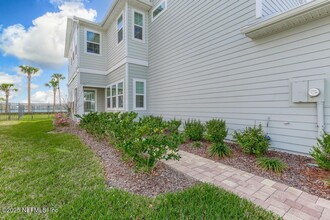 389 Marquesa Cir in Saint Johns, FL - Building Photo - Building Photo