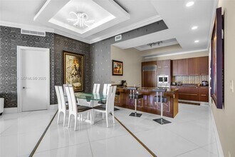 16001 Collins Ave, Unit 3203 in North Miami Beach, FL - Building Photo - Building Photo