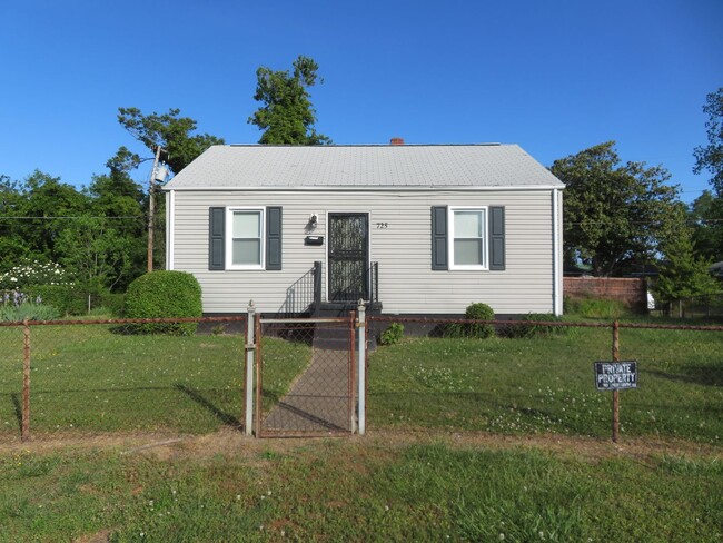 property at 725 Court St