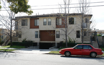 914 E Elk Ave in Glendale, CA - Building Photo - Building Photo