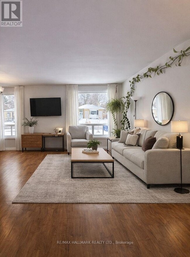 property at 6 Bailey Crescent