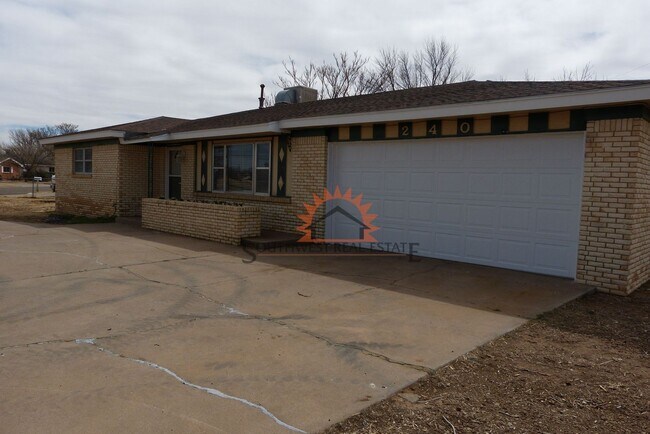 240 Sasser Dr in Clovis, NM - Building Photo - Building Photo