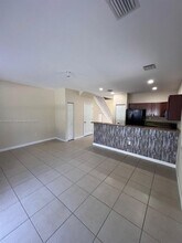 8852 W 35th Way in Hialeah, FL - Building Photo - Building Photo