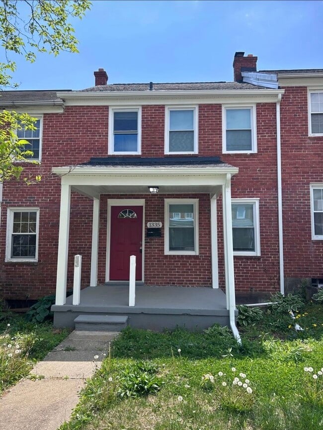 1399 Gittings Ave in Baltimore, MD - Building Photo - Building Photo