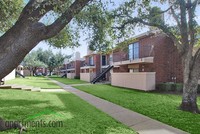 Thorn Manor in Desoto, TX - Foto de edificio - Building Photo