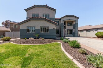 5412 W Red Bird Rd in Phoenix, AZ - Building Photo - Building Photo
