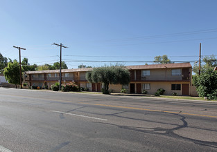 Broadway Point in Mesa, AZ - Building Photo - Building Photo