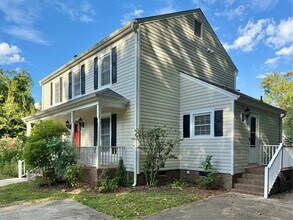103 Amber Ln in Greenville, NC - Building Photo - Building Photo