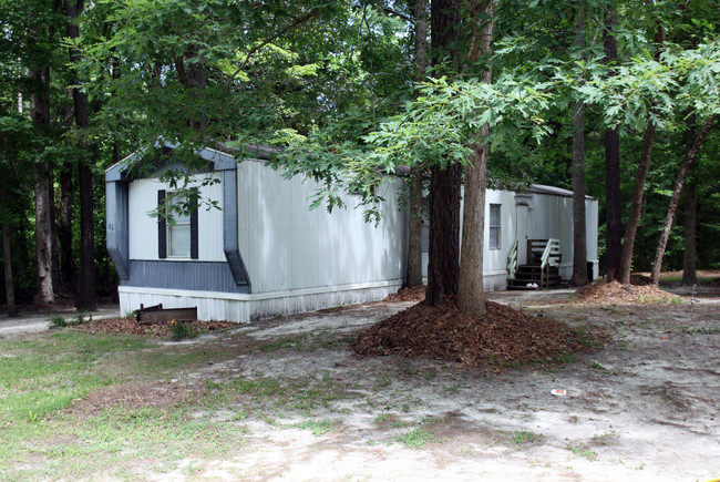 Faircrest Mobile Home Park in Wilmington, NC - Building Photo - Building Photo