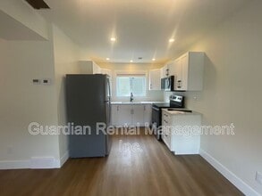 1101 Frederica St W in Thunder Bay, ON - Building Photo - Building Photo