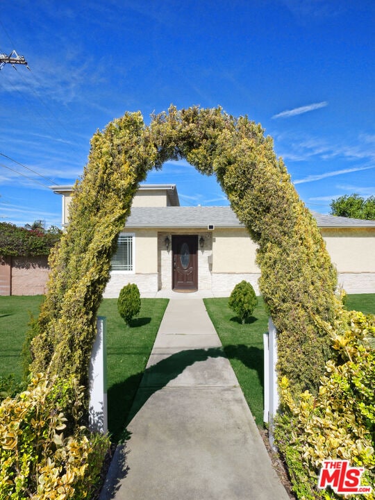 2501 Ralston Ln in Redondo Beach, CA - Building Photo - Building Photo