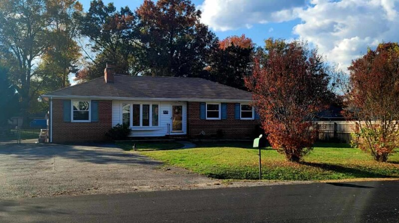3102 Dancer Rd in Richmond, VA - Building Photo