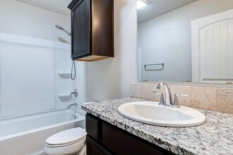 13813 Uvalde Ave in Lubbock, TX - Building Photo - Building Photo