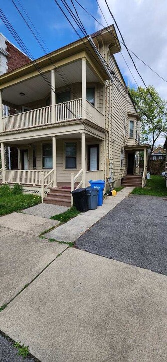 539 Warren St in Albany, NY - Building Photo