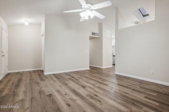 5644 S 41st Pl in Phoenix, AZ - Building Photo - Building Photo