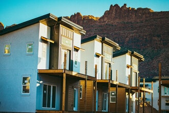 Desert Sol Villas in Moab, UT - Building Photo - Building Photo