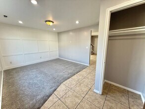 1119 N Nayon St in Layton, UT - Building Photo - Building Photo