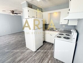 612-616 S 7th St in Noble, OK - Building Photo - Building Photo