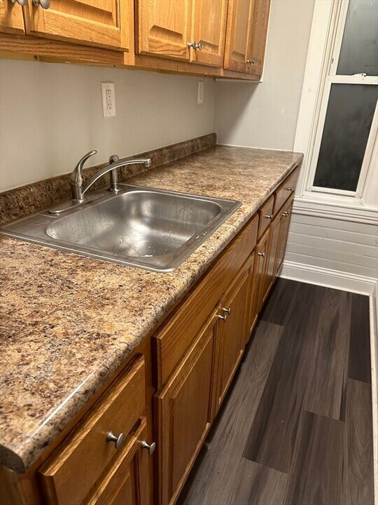 53 Mendon St in Worcester, MA - Building Photo