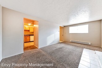 5194 1950 W St in Roy, UT - Building Photo - Building Photo