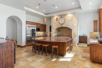 14778 El Rodeo Ct in Rancho Santa Fe, CA - Building Photo - Building Photo