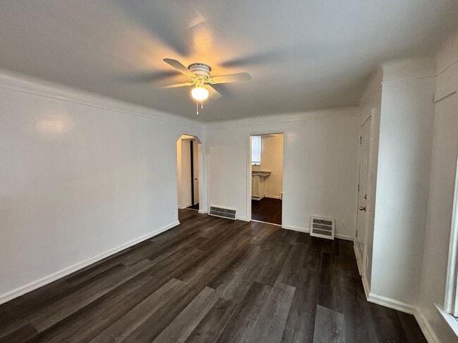 20059 Bloom St in Detroit, MI - Building Photo - Building Photo