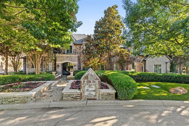 2 Terrabella Ln in Heath, TX - Building Photo