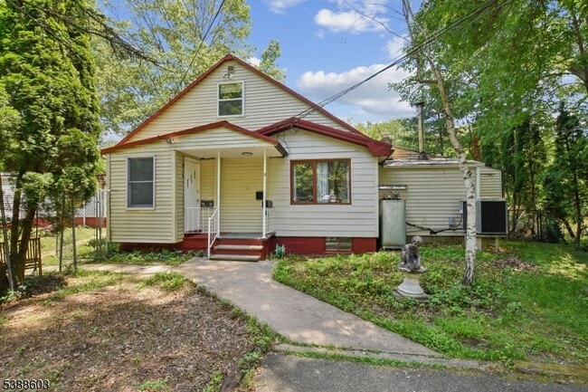 7 Cole Ave in Montville, NJ - Building Photo - Building Photo