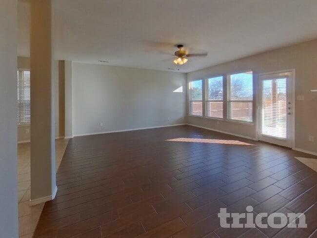 10309 Bradshaw Dr in Fort Worth, TX - Building Photo - Building Photo