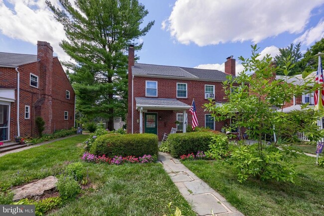 property at 320 Atkins Ave