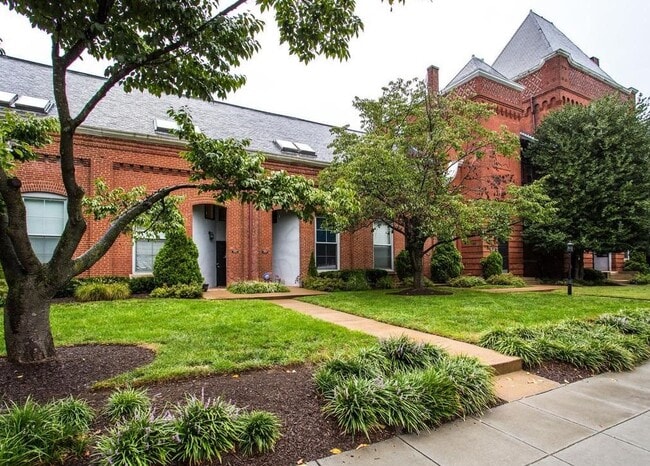 property at 1400 East Capitol St NE