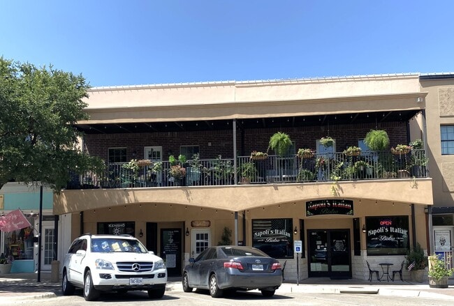 112 E Central Ave, Unit #D in Belton, TX - Building Photo - Building Photo