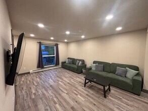 124 Eastern Heights Dr, Unit A in Ithaca, NY - Building Photo - Building Photo